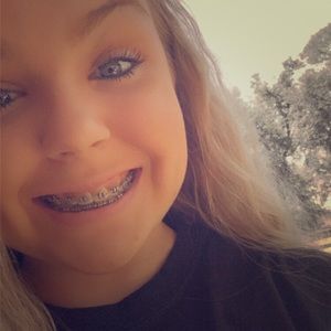 Meet your Posher, Taunya